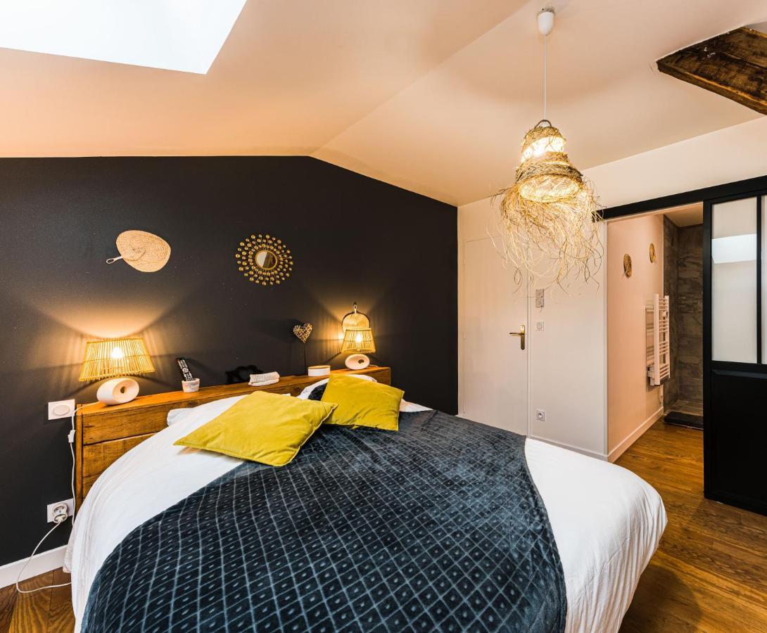 Les Gites Du Chateau - L Appartement Du Roi - Magnifique Appartement Face Au Chateau Nérac Eksteriør bilde
